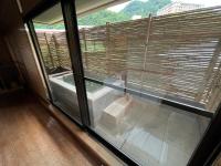 Suite met een Bad in de Open Lucht