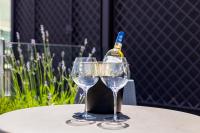 NJ Hotels & Apartments San Pietro all'orto 6 - B&B