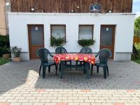 Zweibettzimmer mit Bad