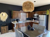 Urban Hotel Ancla Suite 10 - 3 Bedroom 2 Bathroom - Bed and Breakfast