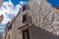 Little sweet stone house for 4, Seget, 20m to the beach - B&B Traù