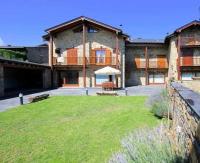 Casa de piedra y madera vistas a montañas y prados - Ferienwohnung