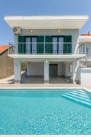 Holiday House Kostanje - B&B Kostanje