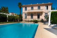 B&B Nice - Divine Villa with a large pool in the heart of Nice - Bed and Breakfast Nice