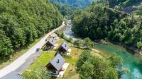 Resort Stari Malni, Osilnica - vacation houses Stari Malni - Chambres d'hôtes Osilnica