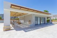 Athena Luxury Villa by Estia - B&B Gazi