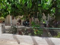 Vivari's Family House - Bed and Breakfast