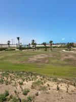 Chalet Marina Al Alamein one bedroom -first row circle lake view -North Coast شاليه غرفة وريسبشن أول صف على البحيرة المستديرة - مارينا العلمين - Chambres d'hôtes El-Alamein