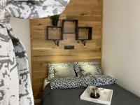nowy Apartament z tarasem i samodzielnym wejściem - Willa Sowia - Ferienwohnung Stronie Śląskie