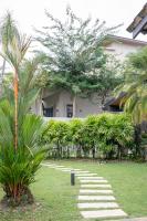 Kontor Mansion - 3 mins to Teluk Chempedak Beach & Private Pool - B&B Kuantan