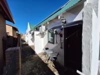 Kairos Guesthouse Orania - B&B