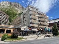 Studio centre station avec balcon - idéal couple ou famille de 4 - B&B Val d'Isère