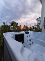 Up&Down seeview app - Bed and Breakfast
