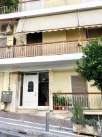 Dafni's home is in 200m to metro Ag Ioanis - B&B Atenas