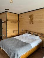Suite with Mountain View