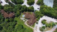 Beautiful 2 Bedroom Condo - Highridge B6 - Bed and Breakfast