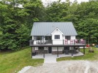 Premium 5 bedroom pet friendly private home with hot tub Bear Run - B&B Killington