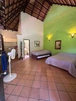 increible casa de campo con piscina y jacuzzi! - B&B Támesis