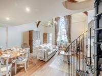 B&B Dymock - The School Room - Bed and Breakfast Dymock