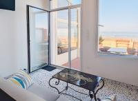 Appartement Confort pour 2 personnes Sur la plage Les pieds dans leau - Chambres d'hôtes Plonévez-Porzay