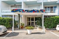 Sunlight Properties - La Plage - Juan Les Pins - 100m from the beach - B&B