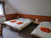 Chambre Triple avec Salle de Bains Privative