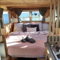 Bateau logement nuit Insolite Astragale - B&B Lège-Cap-Ferret