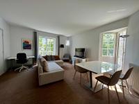 Spacious & modern flat close to Parc Monceau - B&B Parigi