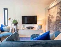 Beautiful garden apartment with private patio and garden view - B&B