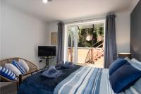 B&B Bedworth - No5a, Studio Apartment, Willowbrook House - Bed and Breakfast Bedworth