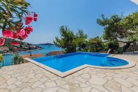 Unique Villa w/Pool, Teracess - Spectacular View - Bed and Breakfast