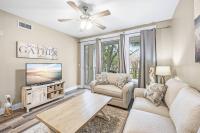 B&B Destin - Baytowne Wharf - Observation Point North #453 - Bed and Breakfast Destin