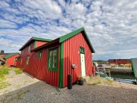 B&B Stamsund - Stamsund Authentic Rorbu - Bed and Breakfast Stamsund