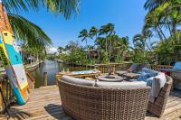Boaters Bayshore Bungalow - B&B Naples
