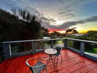 Two-Bedroom Apartment with Horizon Sea and Valley Views (Apartment 1)