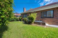 Belmore Brand new renovated 3Br house AC & Parking - B&B Sydney