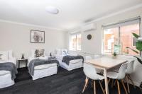 B&B Perth - Central location 2 bdrm free parking and WiFi - Bed and Breakfast Perth