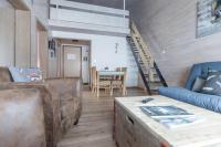Studio (3-5 Adults)