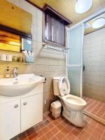 Quadruple Room with Private Bathroom