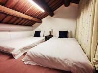 Duplex Quadruple Room