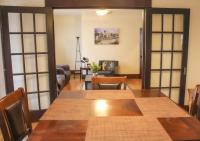 Comfy and Spacious 3 BR - Easy City Access - B&B Pittsburgh