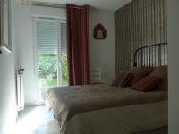 One-Bedroom Apartment with Garden
