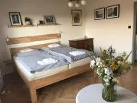 Apartment Garden - Ferienwohnung Prag