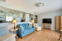 Sunny Lake Wales Getaway - 1 Mi to Downtown - B&B