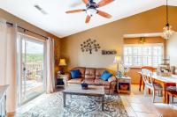 Woodpecker's Tree - B&B Branson