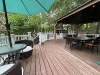 3 Acre Lake Paradise Swimming Pool & Jacuzzi HotTub! - B&B Hopatcong