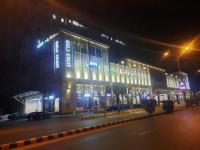 Luxury apartment in Gold Crest Mall 1 bed - B&B