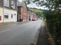 Large maisonette one bedroom nearby station - B&B