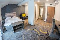 Deluxe Room (2 Adults + 1 Child)