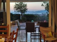 B&B Loutraki - Andrew's sunset view apartment - Bed and Breakfast Loutraki